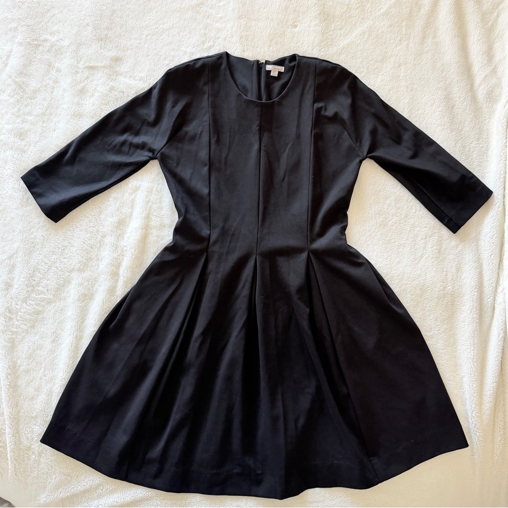 2014 GAP Ponte Black Fit and Flare Dress - Picture 2 of 8